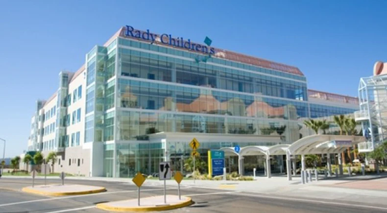 Fachada do Rady Children’s Hospital em San Diego